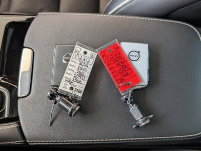 2022 Volvo S60 Recharge Plug-In Hybrid R-Design