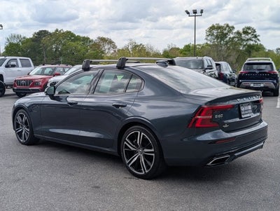 2022 Volvo S60 Recharge Plug-In Hybrid R-Design