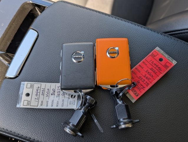 2021 Volvo S60 R-Design Expression