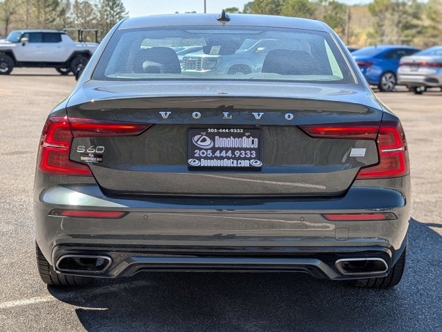 2021 Volvo S60 R-Design Expression