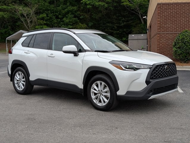 2024 Toyota Corolla Cross LE