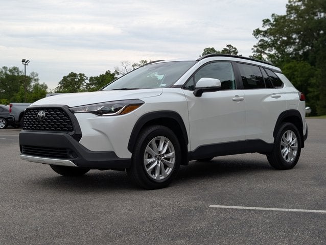 2024 Toyota Corolla Cross LE