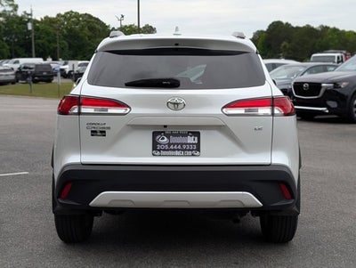 2024 Toyota Corolla Cross LE