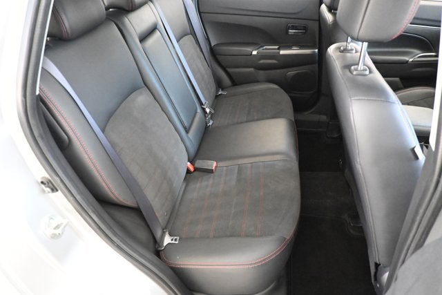 2023 Mitsubishi Outlander Sport SE