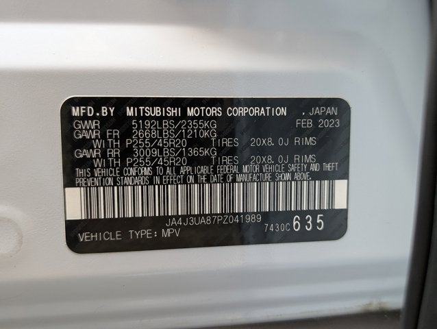 2023 Mitsubishi Outlander SE
