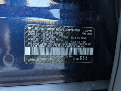 2023 Mitsubishi Outlander SE