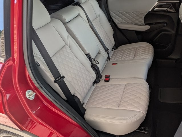 2023 Mitsubishi Outlander PHEV SEL