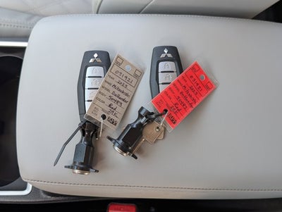 2023 Mitsubishi Outlander PHEV SEL