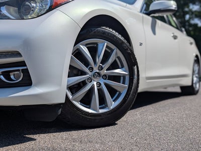 2015 INFINITI Q50 Premium