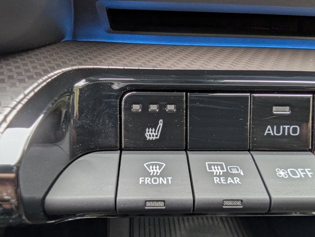 2023 Toyota Prius XLE