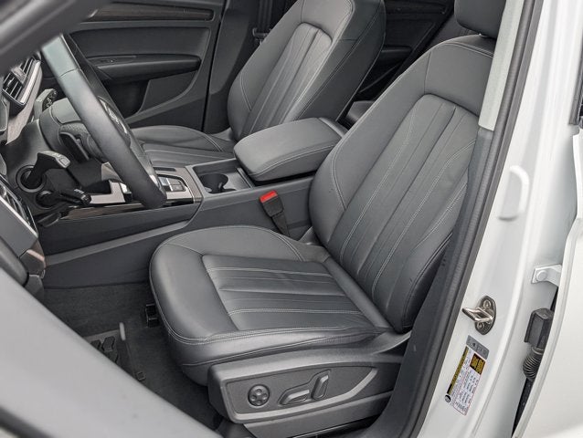 2025 Audi Q5 Premium