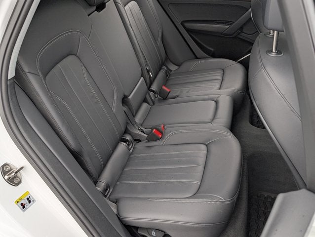 2025 Audi Q5 Premium