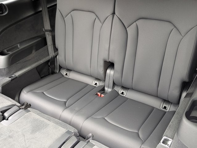 2025 Audi Q7 Premium