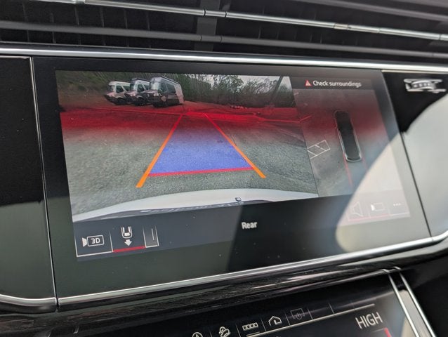 2025 Audi Q7 Premium