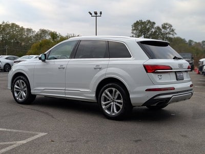 2025 Audi Q7 Premium