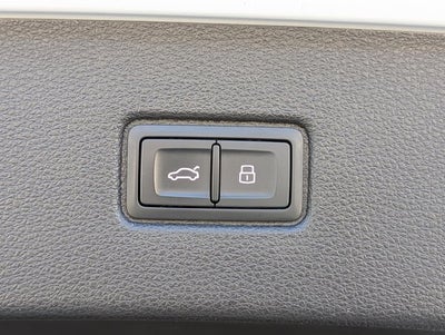 2025 Audi SQ7 Premium Plus