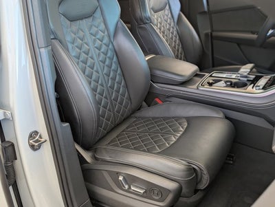 2025 Audi SQ7 Premium Plus