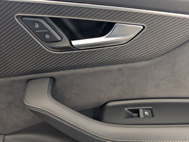 2025 Audi SQ7 Premium Plus