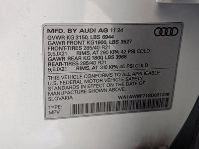 2025 Audi SQ7 Premium Plus