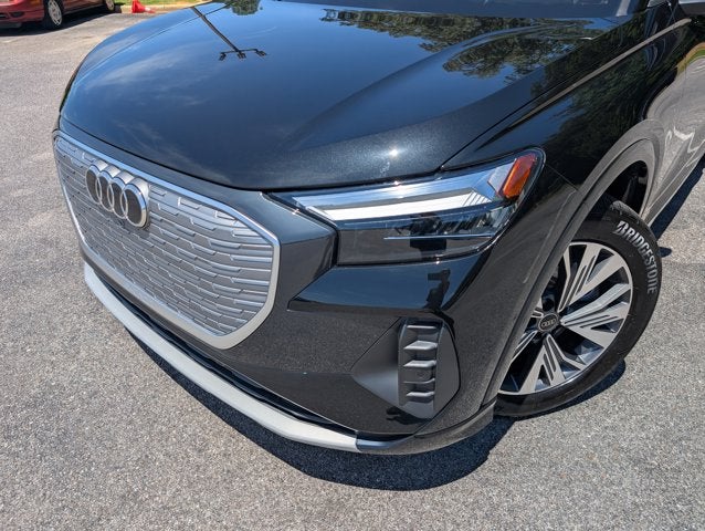 2025 Audi Q4 e-tron Premium Plus