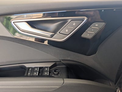 2025 Audi Q4 e-tron Premium Plus