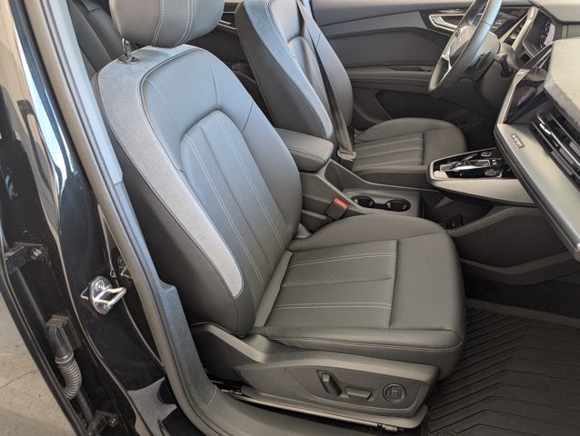 2025 Audi Q4 e-tron Premium Plus