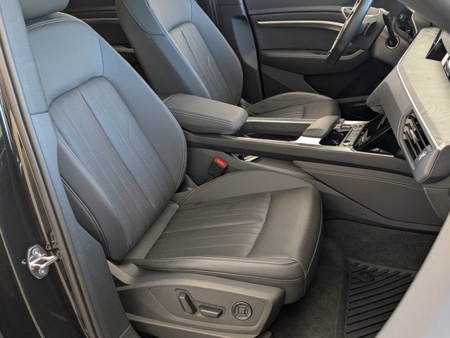2024 Audi Q8 e-tron Sportback S line Premium Plus
