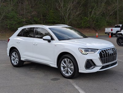 2023 Audi Q3 S line Premium