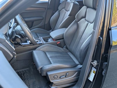 2024 Audi Q5 S line Premium Plus