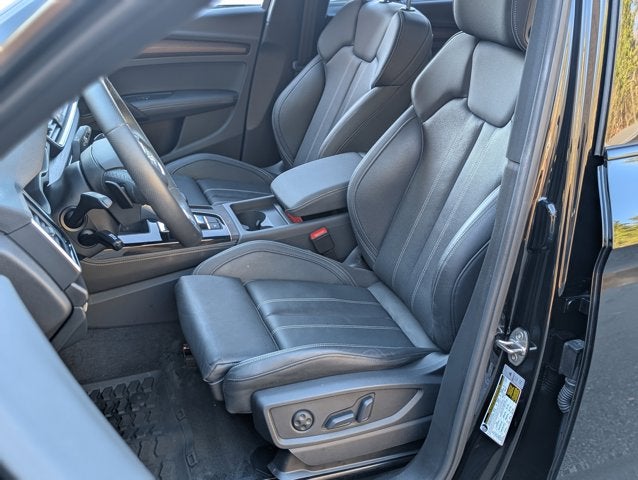 2024 Audi Q5 S line Premium Plus