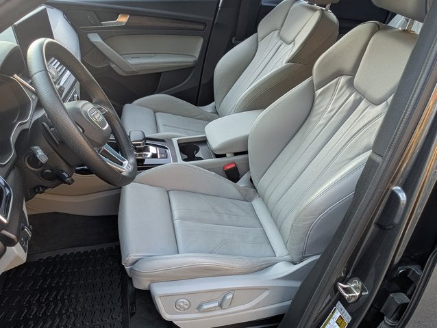 2024 Audi Q5 S line Premium Plus