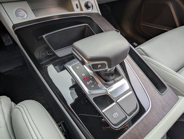 2024 Audi Q5 S line Premium Plus