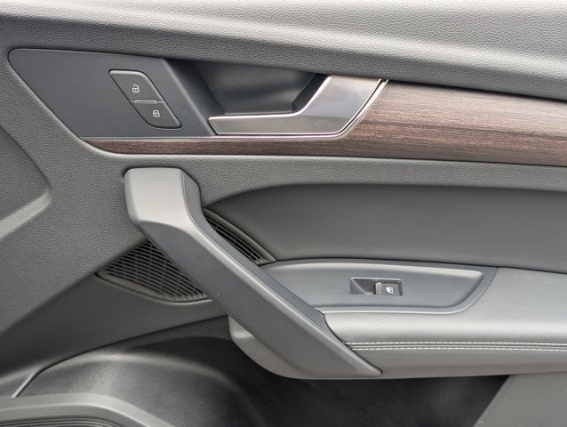 2024 Audi Q5 S line Premium Plus