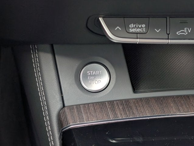 2024 Audi Q5 S line Premium Plus