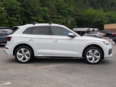 2022 Audi Q5 S line Premium Plus
