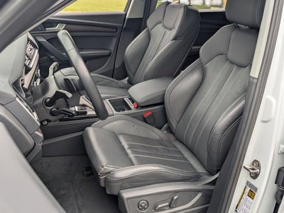 2022 Audi Q5 S line Premium Plus