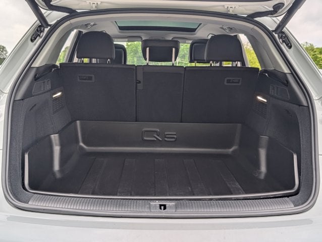 2022 Audi Q5 S line Premium Plus