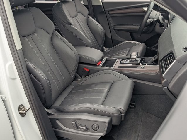 2022 Audi Q5 S line Premium Plus