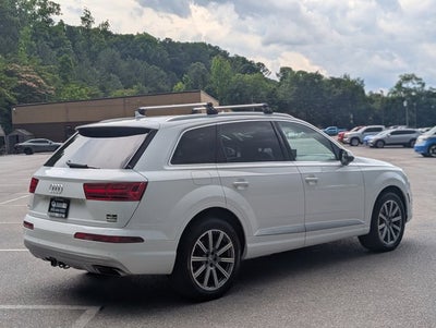 2019 Audi Q7 Premium Plus