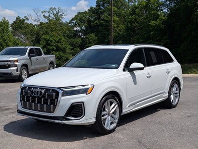 2025 Audi Q7 Premium Plus