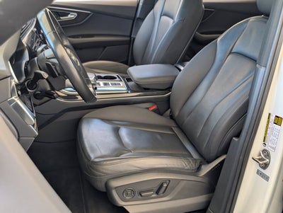 2022 Audi Q7 Premium Plus