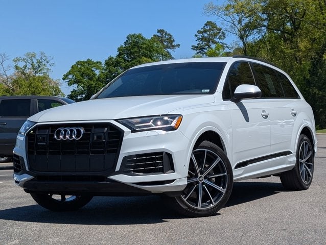 2022 Audi Q7 Premium Plus