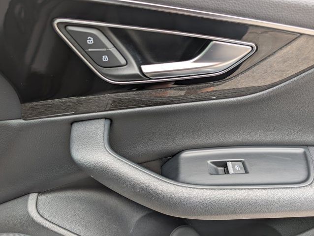 2019 Audi Q7 Prestige