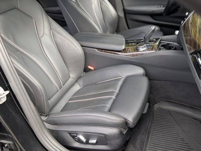 2022 BMW 5 Series 530i