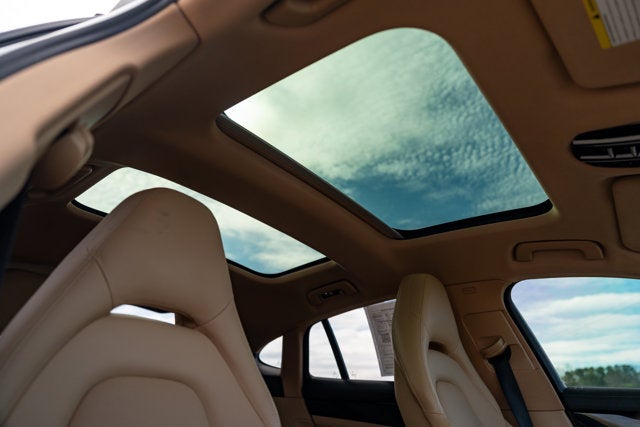 2020 Porsche Panamera 4 E-Hybrid