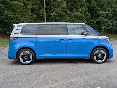2025 Volkswagen ID. Buzz Pro S Plus