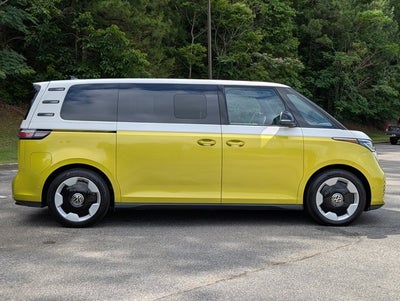 2025 Volkswagen ID. Buzz Pro S Plus