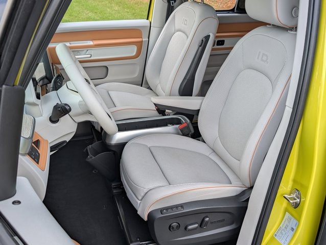 2025 Volkswagen ID. Buzz Pro S Plus