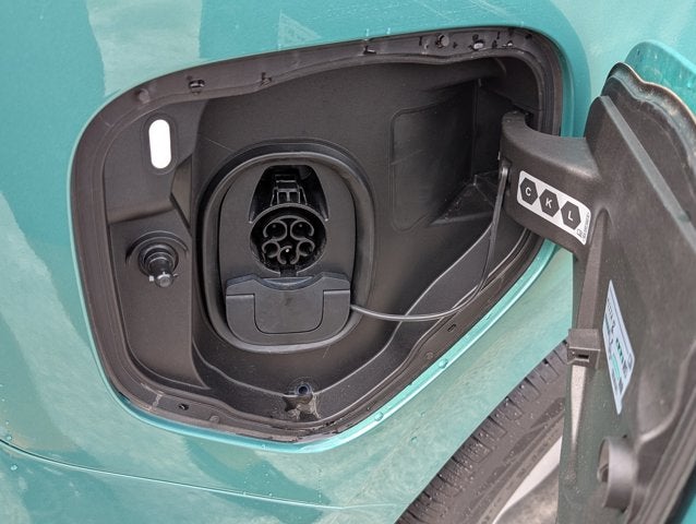 2025 Volkswagen ID. Buzz Pro S Plus