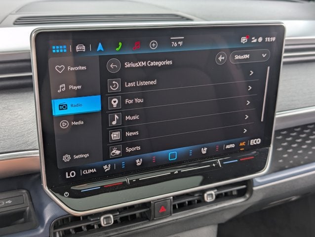 2025 Volkswagen ID. Buzz Pro S Plus